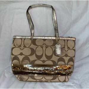 2011 Coach Gallery Signature Stripe Sequin Tote Bag Tan and Gold H1120-F17574